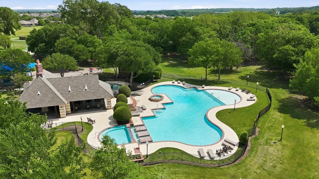Photo of 5405 Parkplace Drive