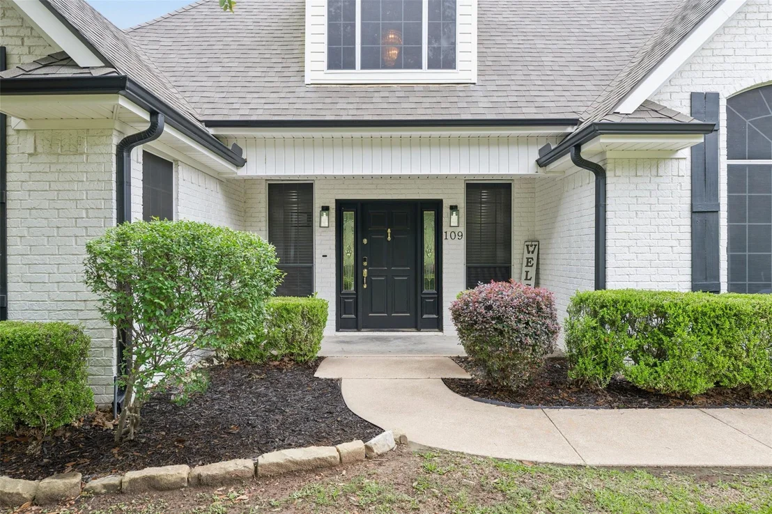 Photo of 109 Enchanted Drive