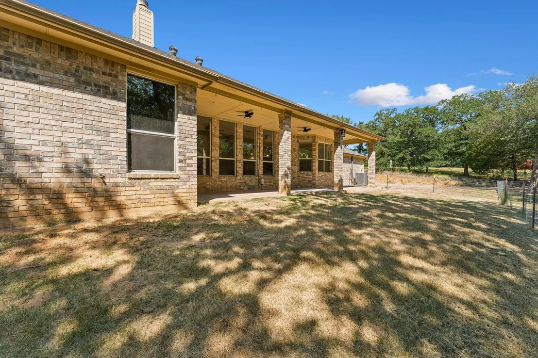 Photo of 3884 County Road 401
