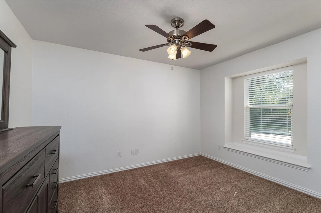 Photo of 6633 Chalk River Drive