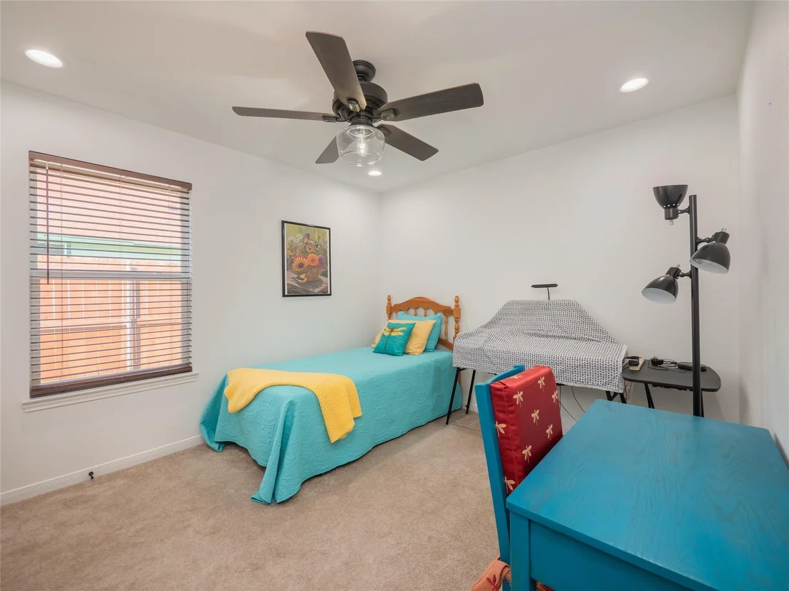 Photo of 614 W 3rd Street