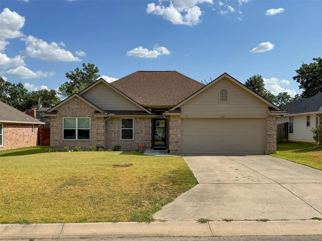 Photo of 219 Quail Run