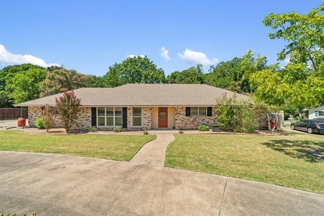 Photo of 608 Catalina Drive