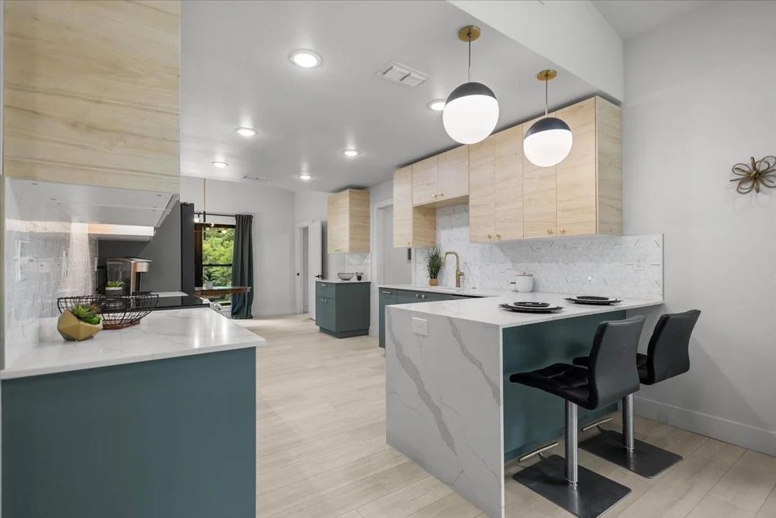 Photo of 215 Brookside Drive