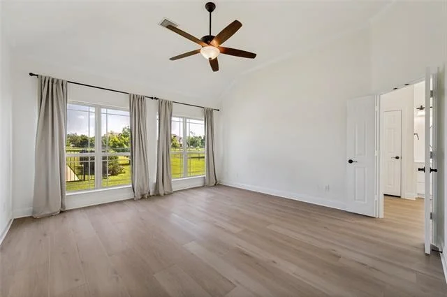 Photo of 213 Lake Way