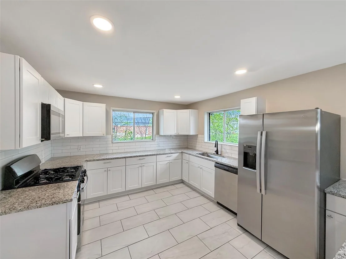 Photo of 1717 Globe Avenue