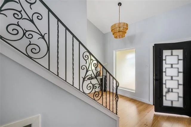 Photo of 9 Avenue Twenty