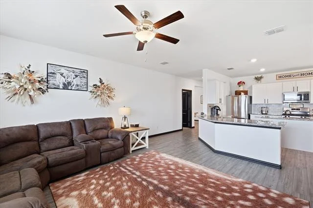 Photo of 645 Ridgeback Trail