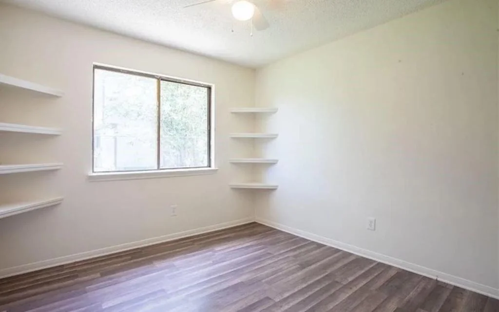 Photo of 3302 Green Valley Drive