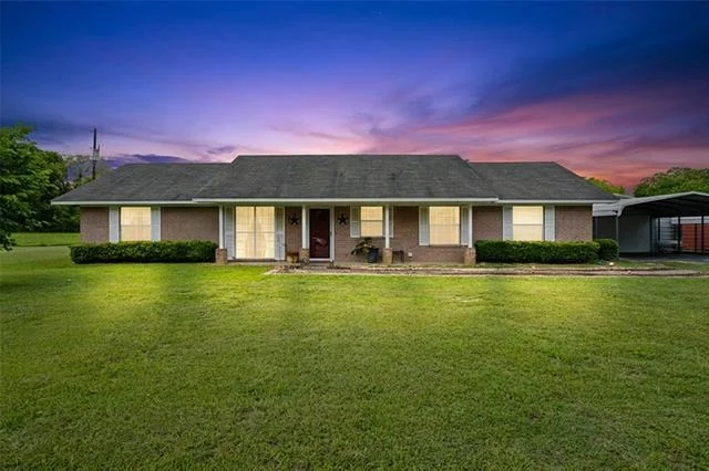 Photo of 7422 Pacal