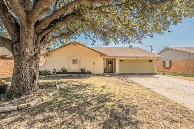 Photo of 4108 Longleaf Lane