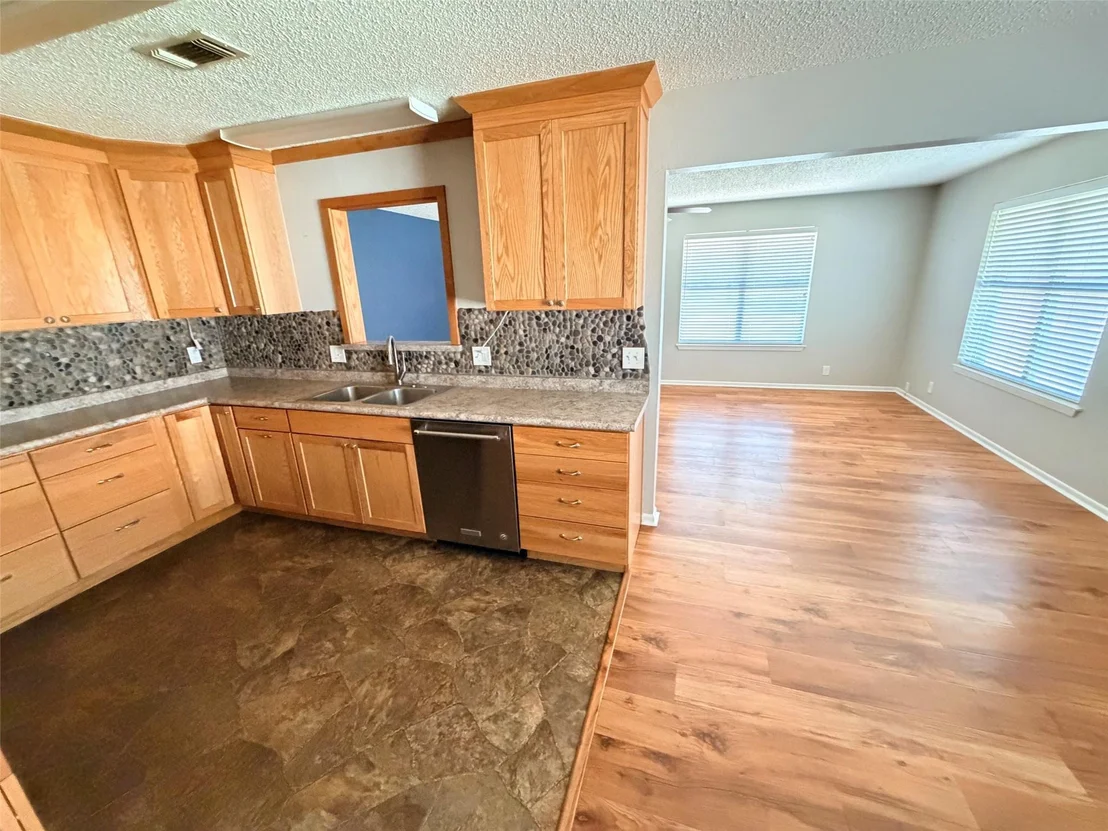 Photo of 2307 Arapaho Drive