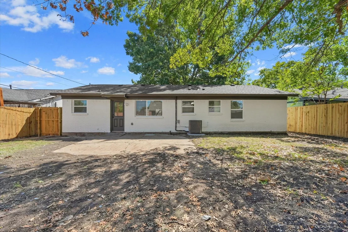 Photo of 3635 Emerald Drive