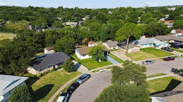 Photo of 2818 Lowell Drive