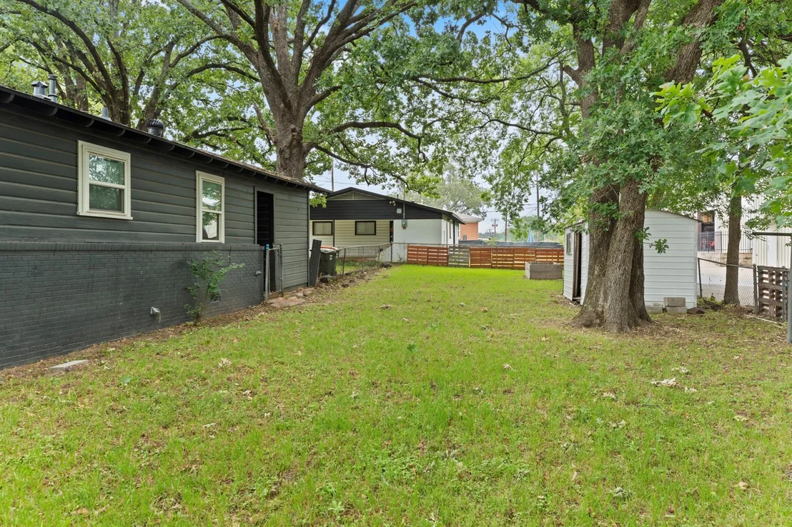 Photo of 2807 Willard Drive