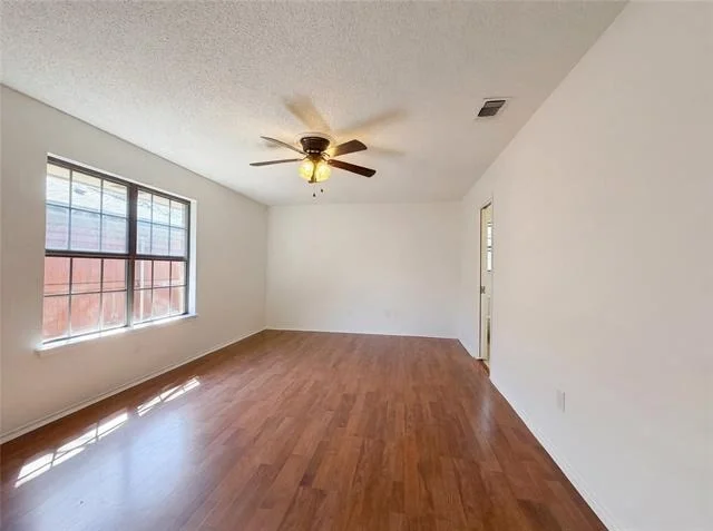 Photo of 5120 Red River Drive