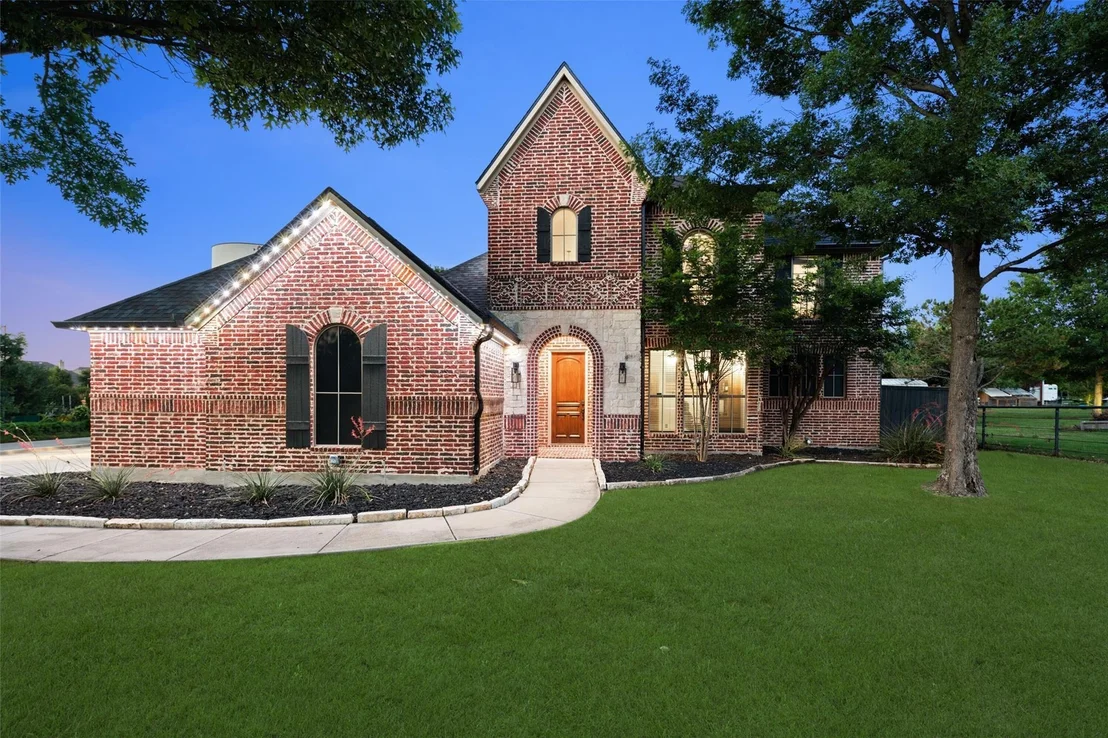 Photo of 1225 Chandler Circle
