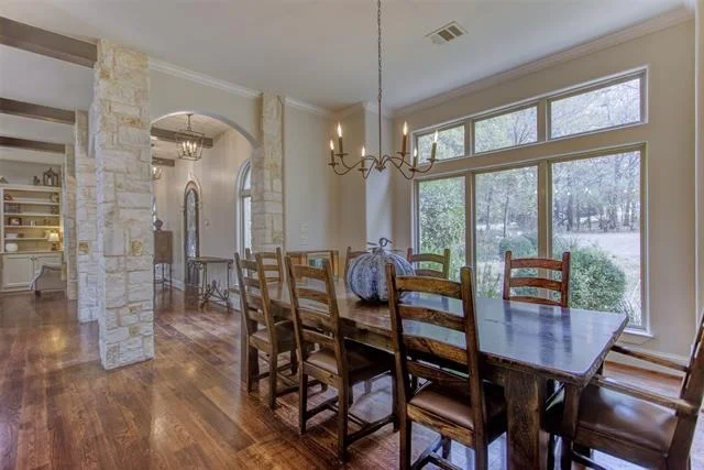 Photo of 122 Forest Creek Circle