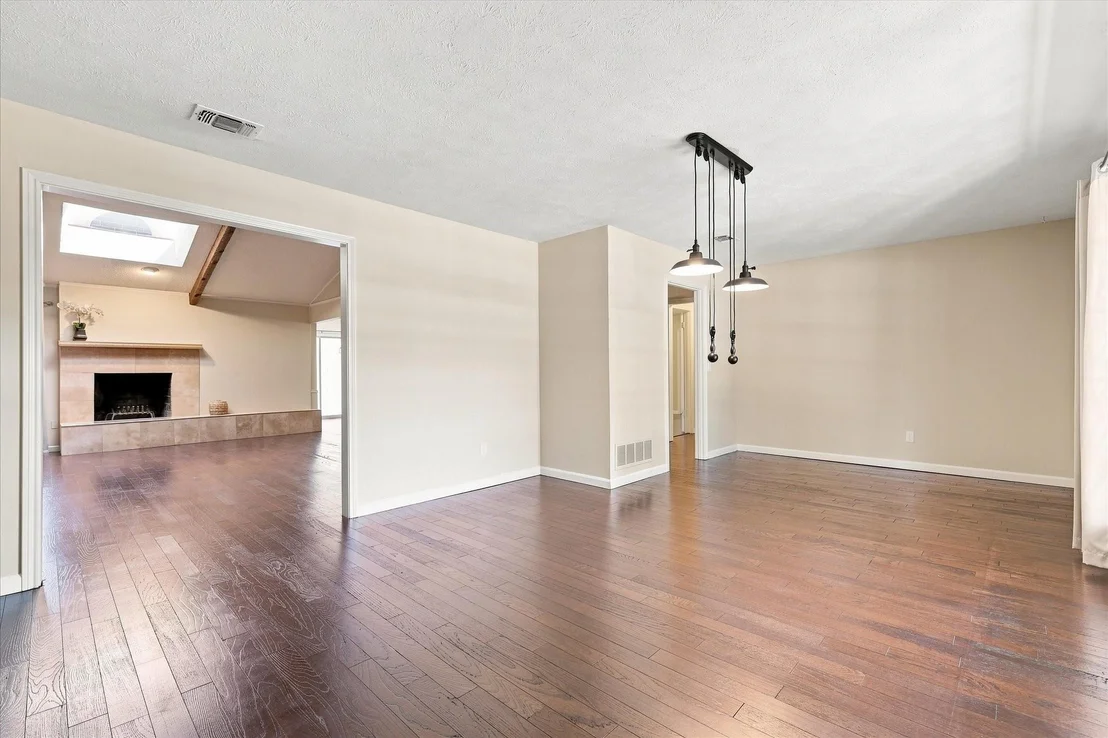 Photo of 2525 Eucalyptus Drive