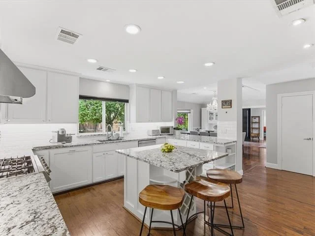 Photo of 6160 Spring Valley Road