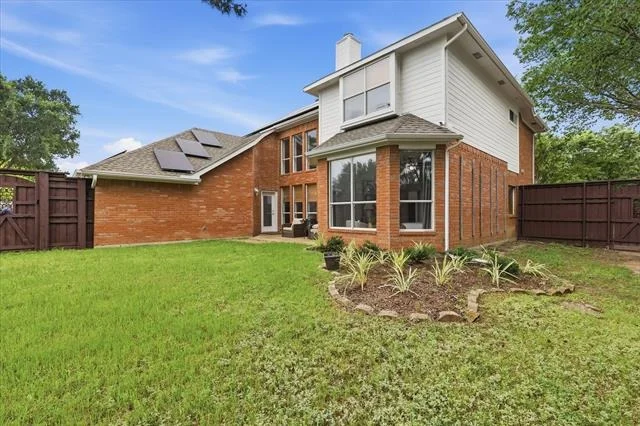 Photo of 5401 Palace Drive