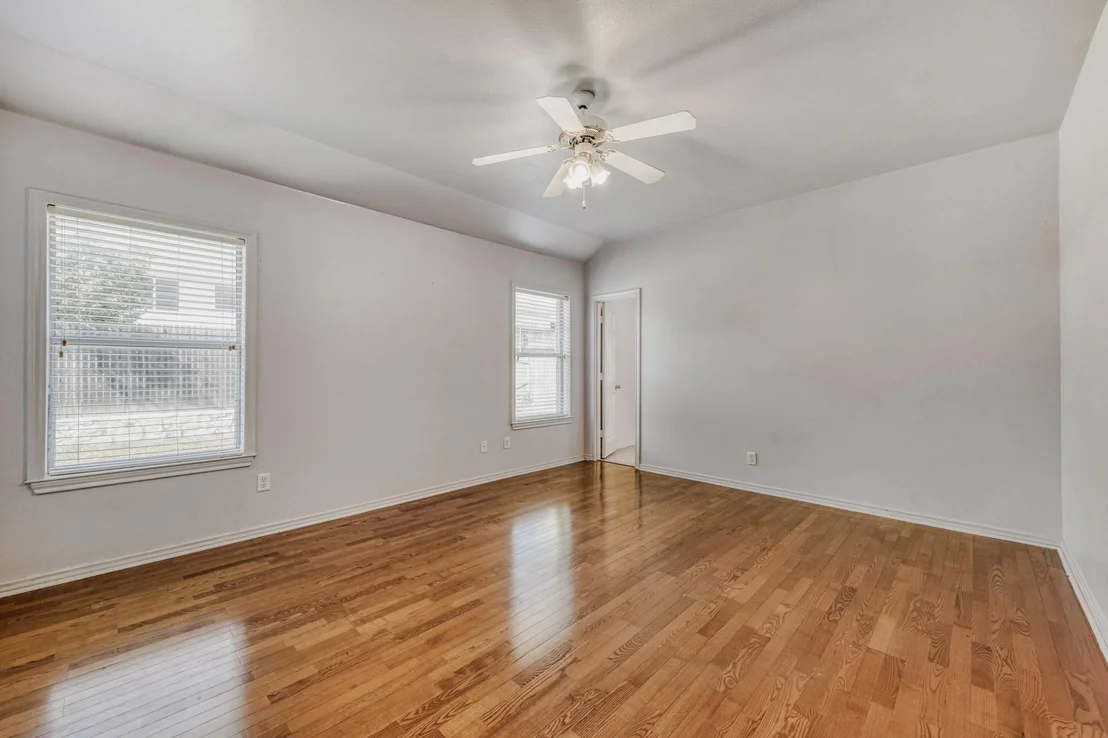 Photo of 2617 Hereford Road
