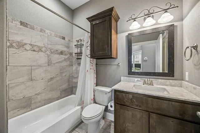 Photo of 8005 Lake Bend Drive