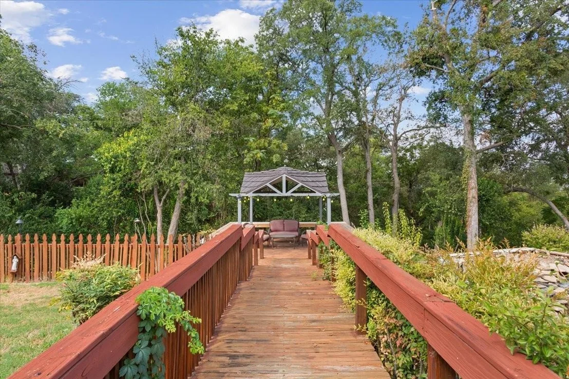 Photo of 3724 Greenleaf Drive