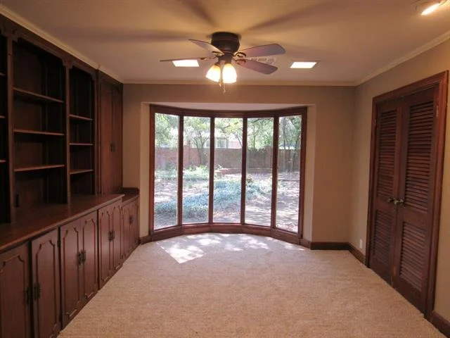 Photo of 3300 Oakridge Lane