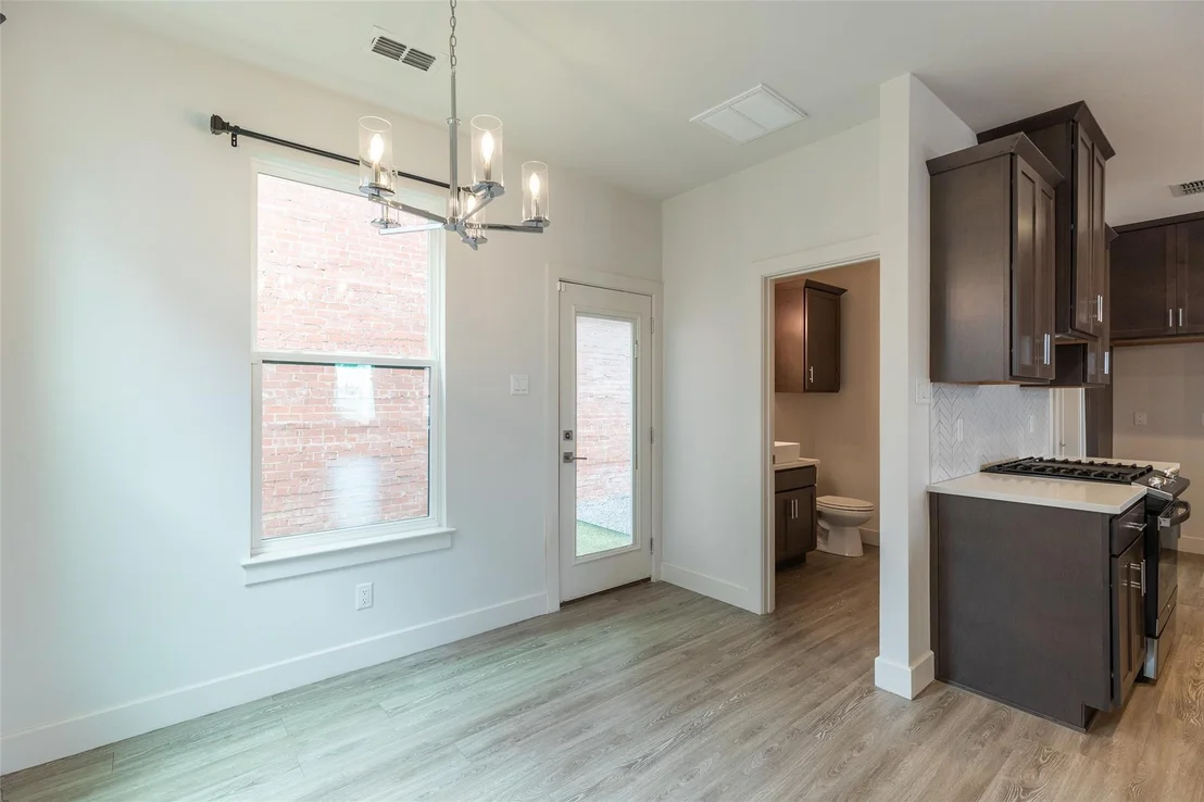 Photo of 208 Pecan Street