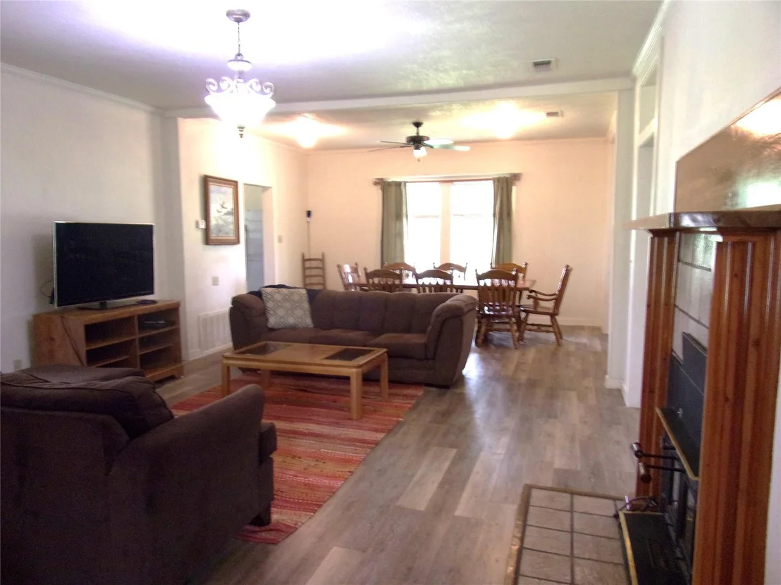 Photo of 355 County Road 104