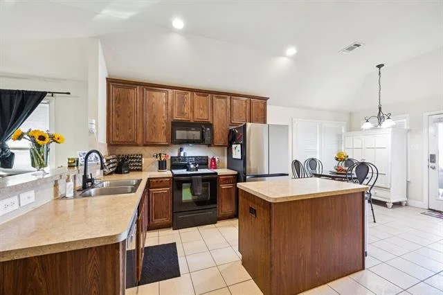 Photo of 1601 Applegate Way