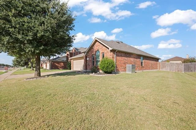 Photo of 740 W Bend Boulevard