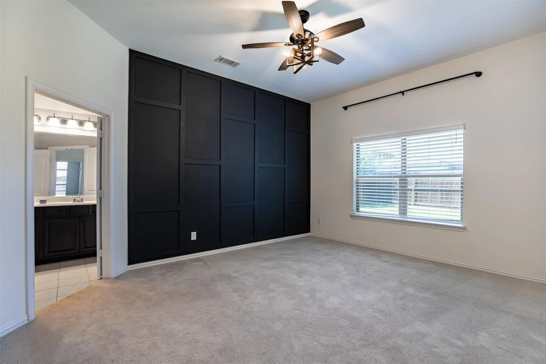 Photo of 3904 Deer Lake Drive