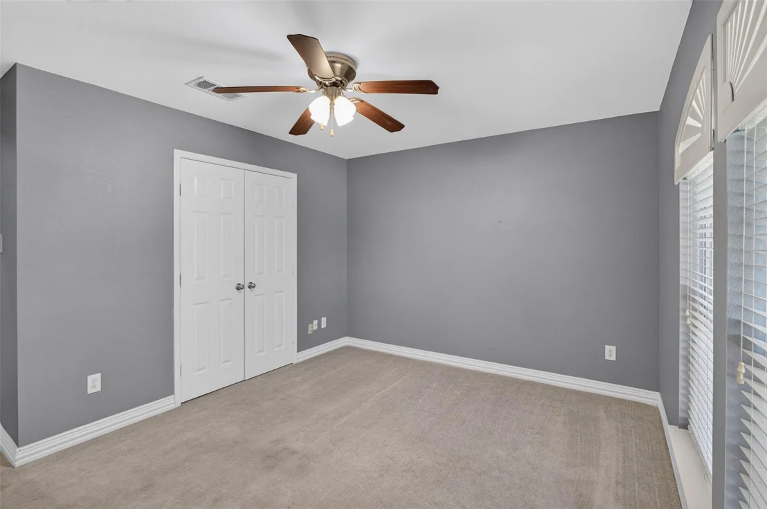 Photo of 9612 Linton Drive