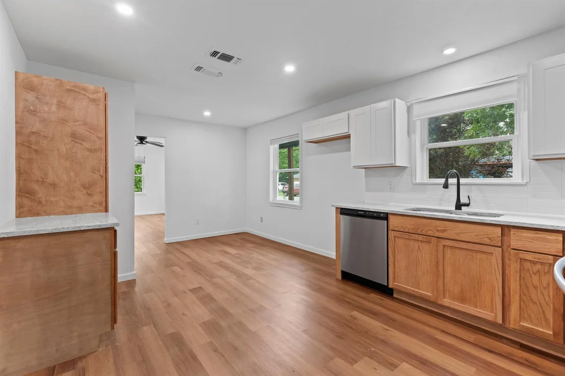 Photo of 2807 Willard Drive