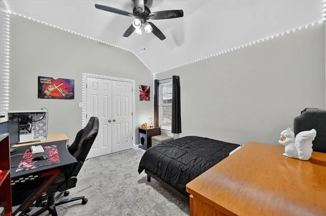 Photo of 851 Bridle Path