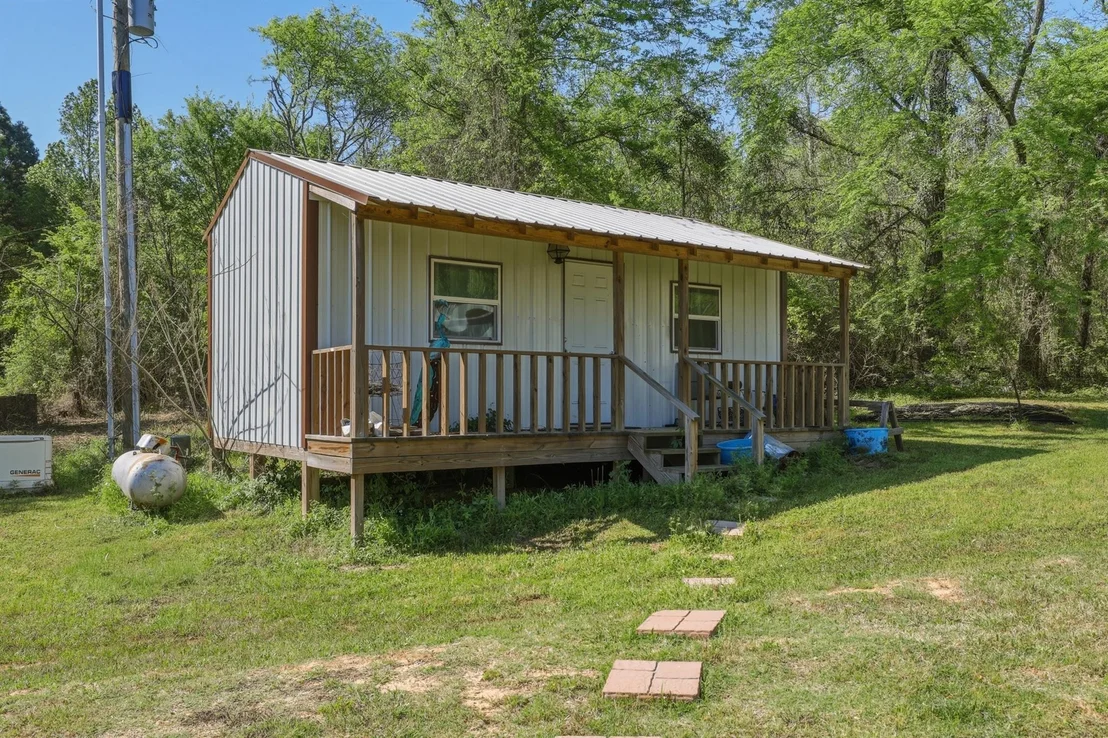 Photo of 847 Calloway Road