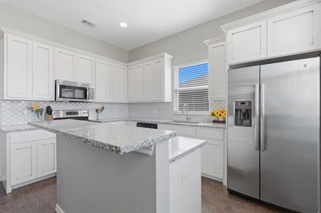 Photo of 711 Hadley Lane