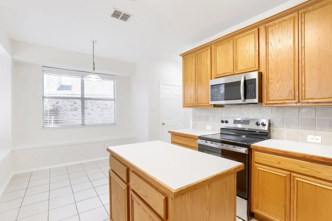 Photo of 5905 Big Pine Drive