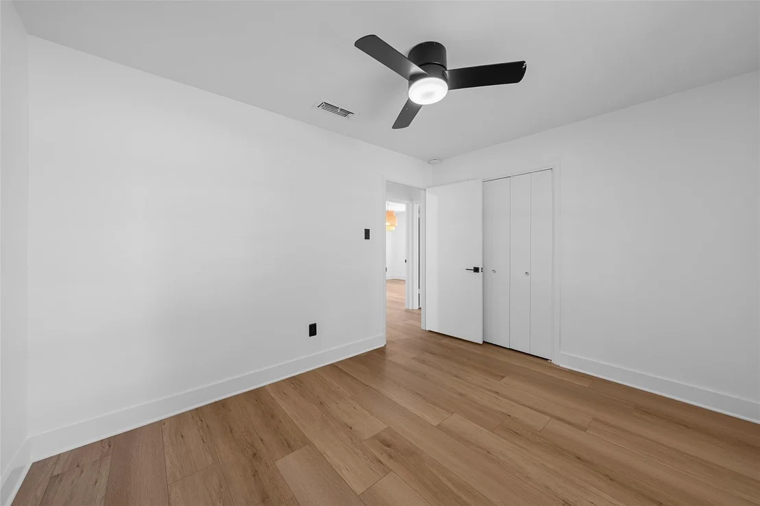 Photo of 5831 Caldwell Street