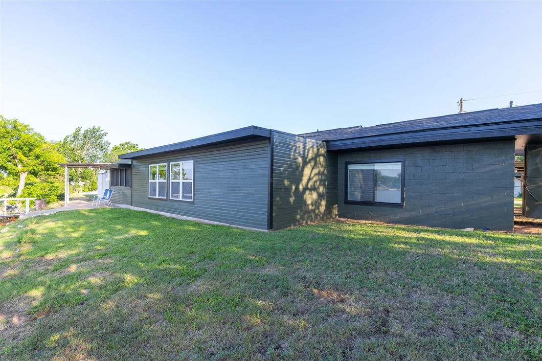 Photo of 236 War Paint Road