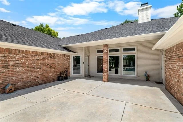 Photo of 1104 Western Ridge Drive