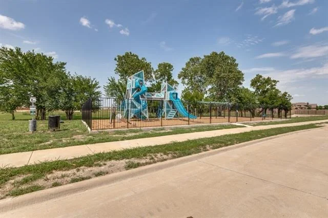 Photo of 111 Tetrad Circle