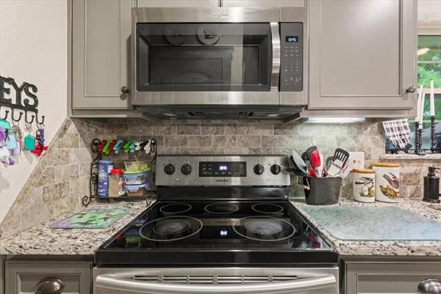Photo of 649 Wedgewood Drive