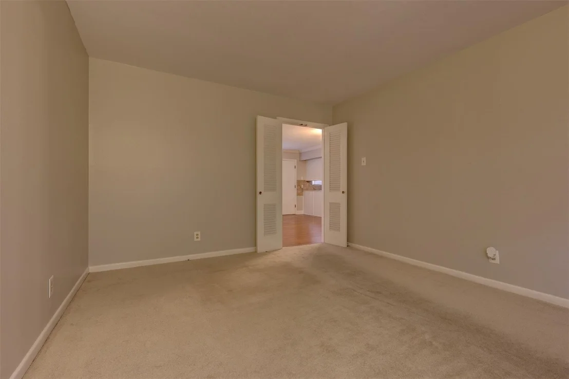 Photo of 2012 Mountainview Drive