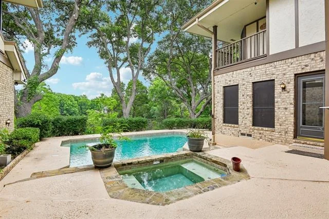 Photo of 128 Sceptre Drive