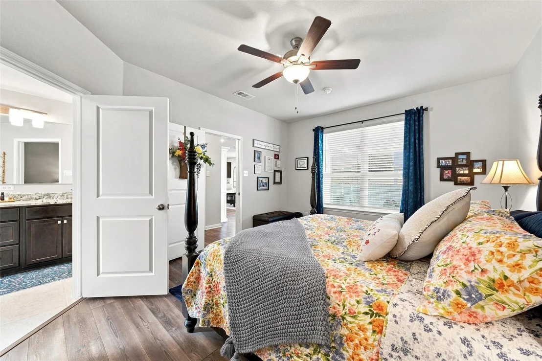 Photo of 11401 Solar Street