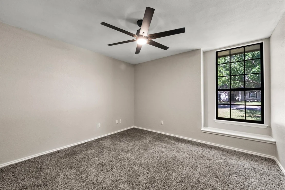 Photo of 209 Bonham Drive