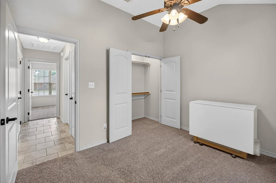 Photo of 505 E 5th Street